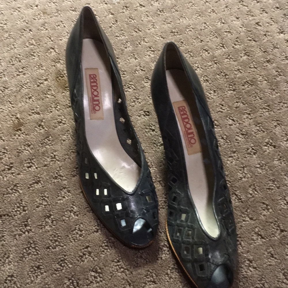 Bandolino Heels open toe